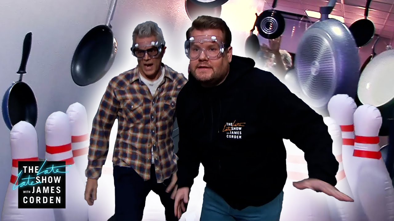 Johnny Knoxville Takes the 'Jackass' Route to the Show
