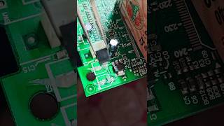 SMD Diode Testing Multimeter #shorts #trending #ytshorts #repair #pcbrepair #multimeter #soldering