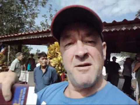 Cambodia Visa run with Geoff Carter - YouTube