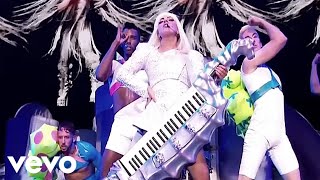 Lady Gaga - Just Dance (Live from the artRAVE: The ARTP0P Ball 2014)