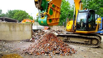 CRUSHER BUCKET ON JCB 130LC
