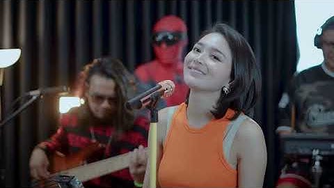 Wika Salim X 3 Pemuda Berbahaya - Madu Merah | Secangkir Madu Merah
