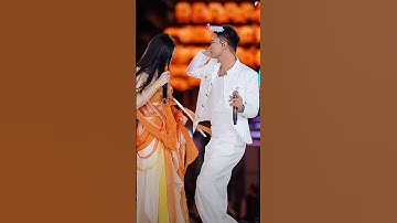 The concert was performed at Thanh Chau stage. with the best performance.