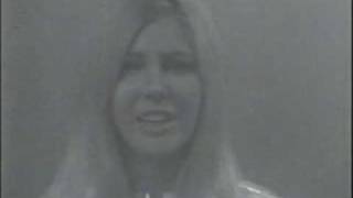 Video thumbnail of "Renée Martel - Liverpool"