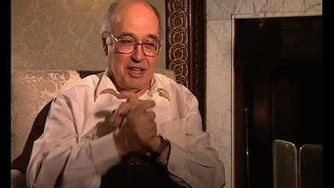 Michael Atiyah - Bridging the gap between mathematics and physics (60/93)