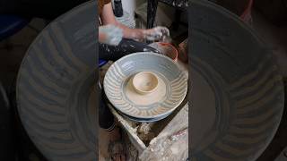 Let's make a CHIP and DIP bowl!! #artist #ceramics #handmade #satisfying #pottery #art