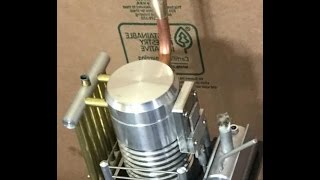 Slow Motion view, Vertical Flame Licker Engine.    Looks cool in slo mo