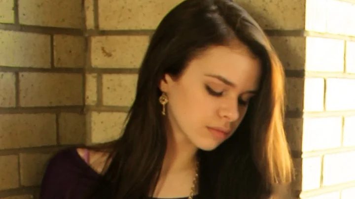 Summer Collins - "Somewhere Only We Know" (Cover b...