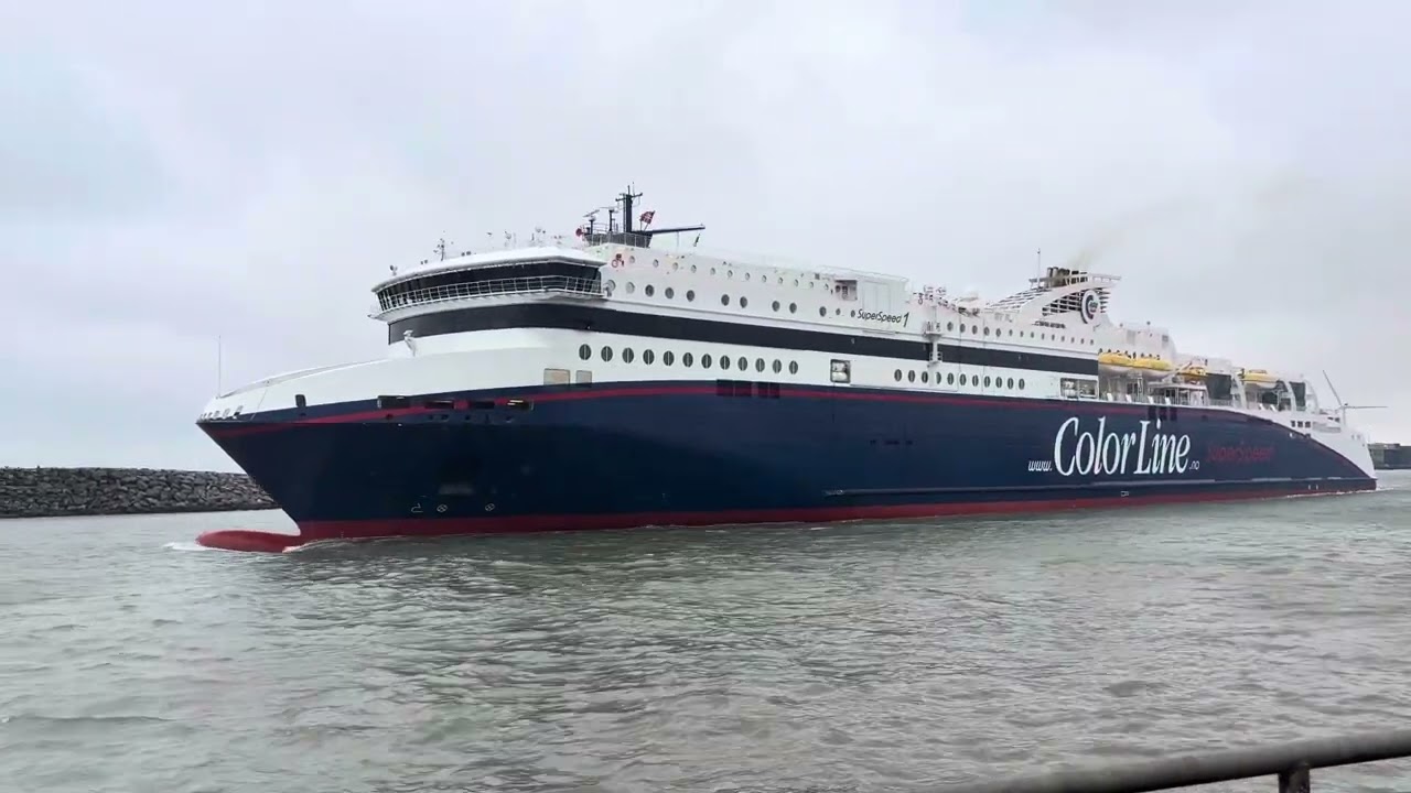 Superspeed 1 leaving Hirtshals for Kristiansand