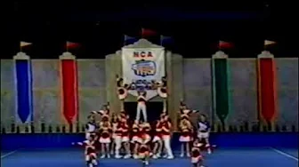 Mater Dei High School - Cheerleading 1995 1996