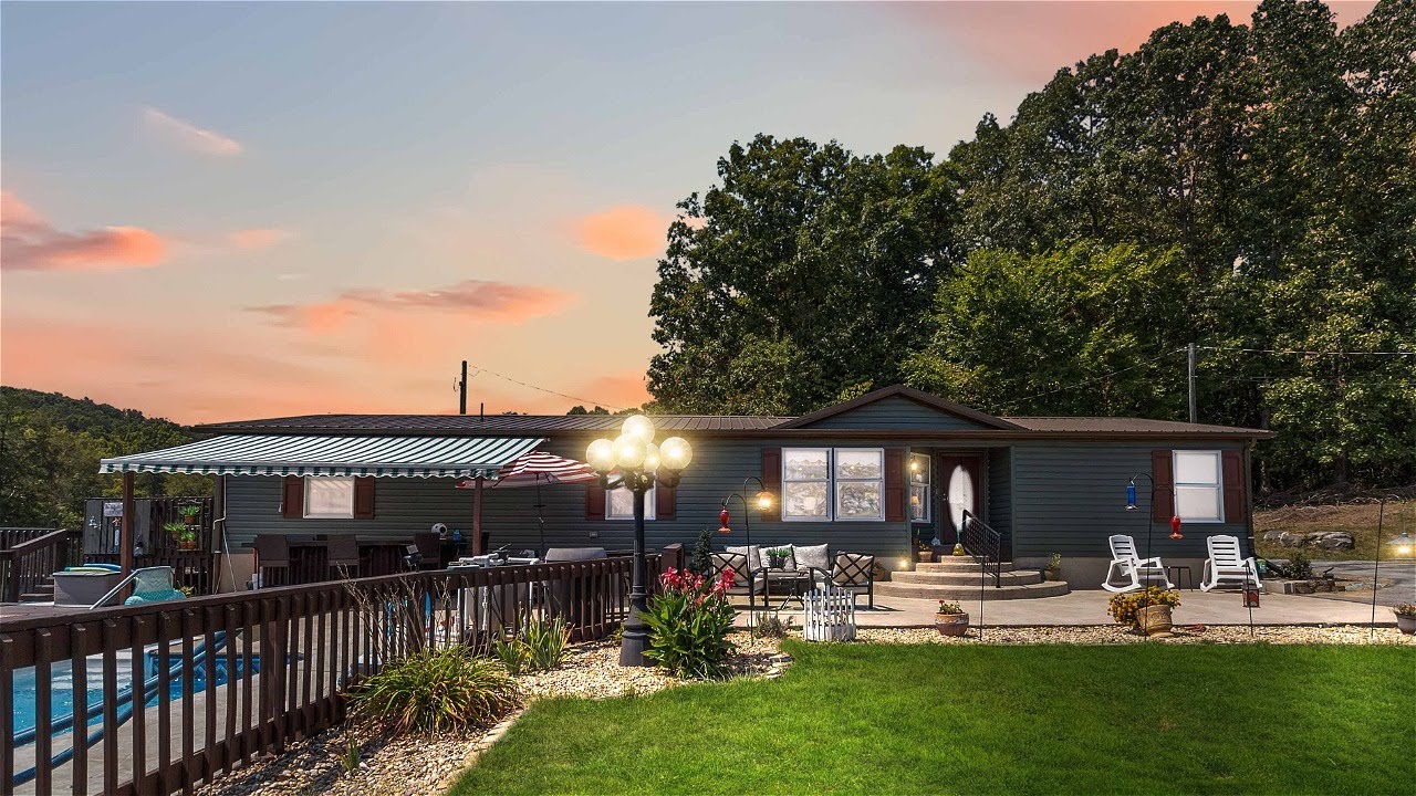 4031 Aderholt Rd, Bronston, KY 42518