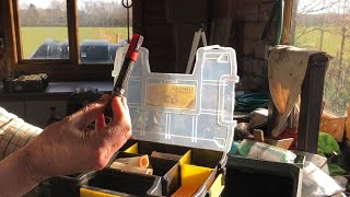 Beekeeping Tools - What’s In A Beekeeper’s Tool Box? by Cotswold Bees 2,205 views 2 years ago 9 minutes, 25 seconds