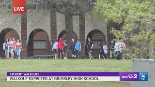 High School students walk out in protest to stop gun violence