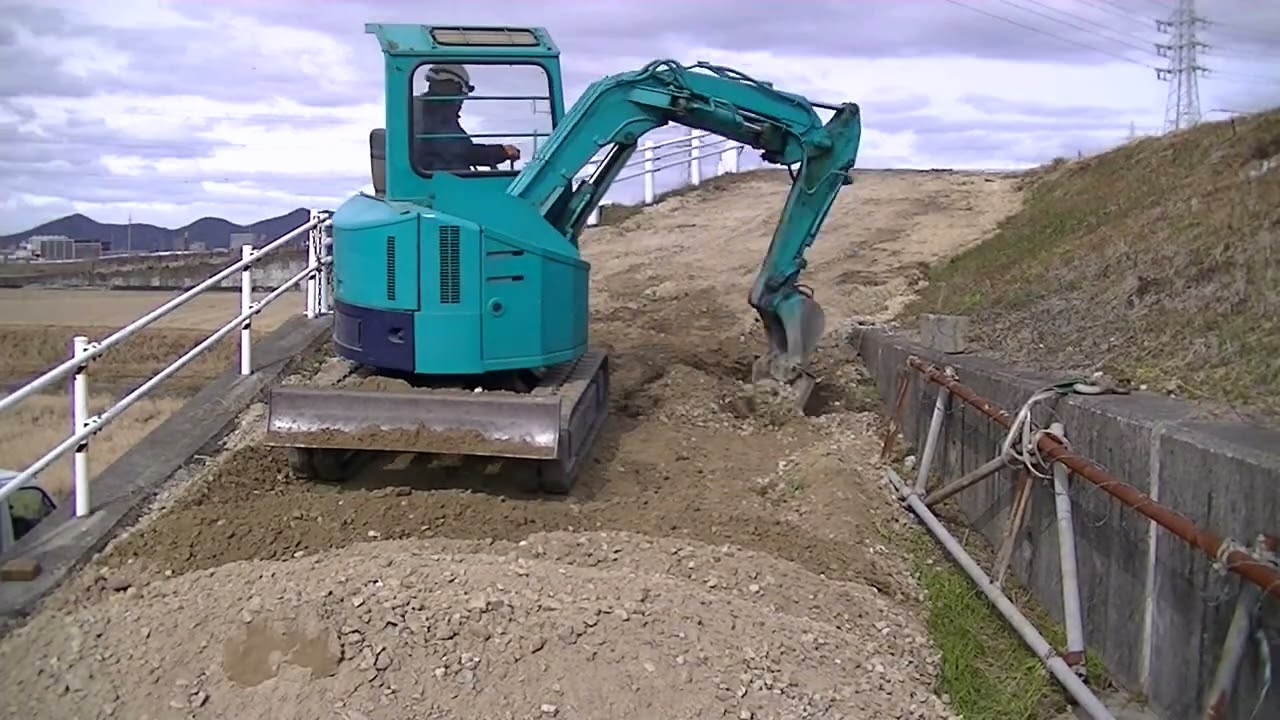 通路定期維持管理　＝　ジオグリッド施工準備　その②