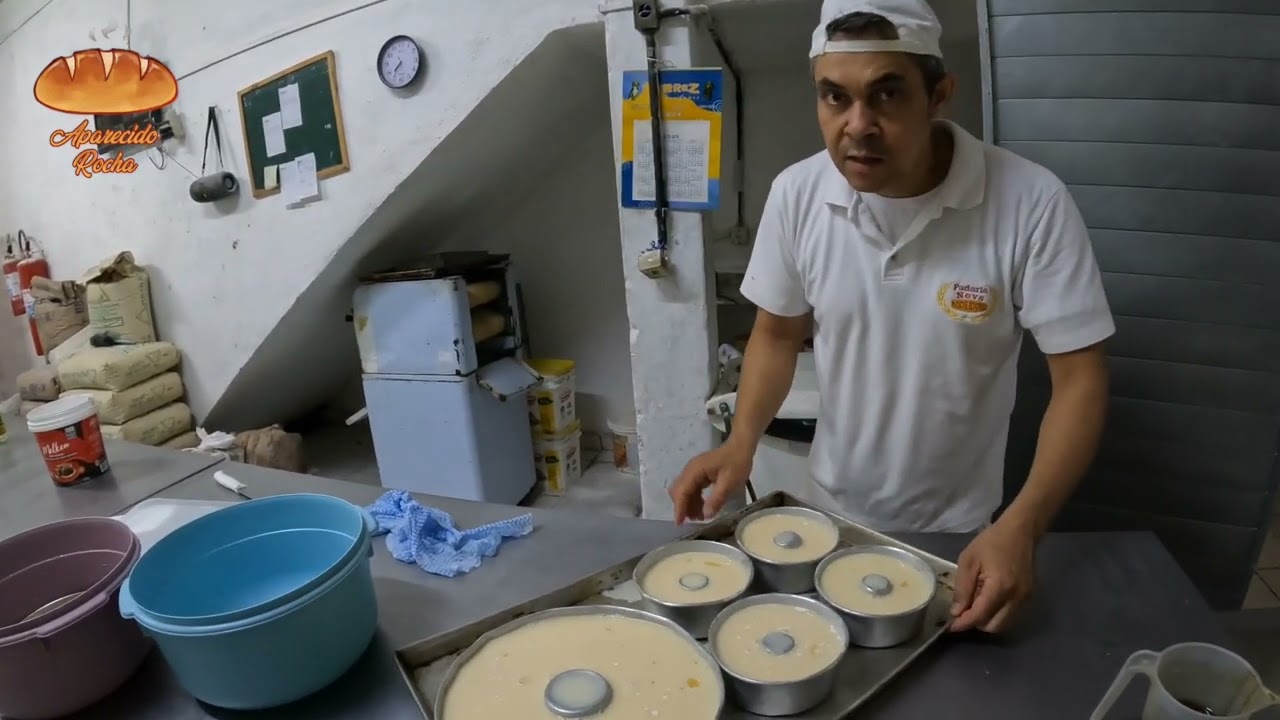 Pudim de padaria e caldo