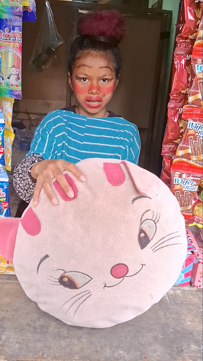 KALO BELI YUPI MARKISAH HARUS GELUNDUNGIN BONEKA BULAT DULU #viralvideo#shorts#comedyvideo