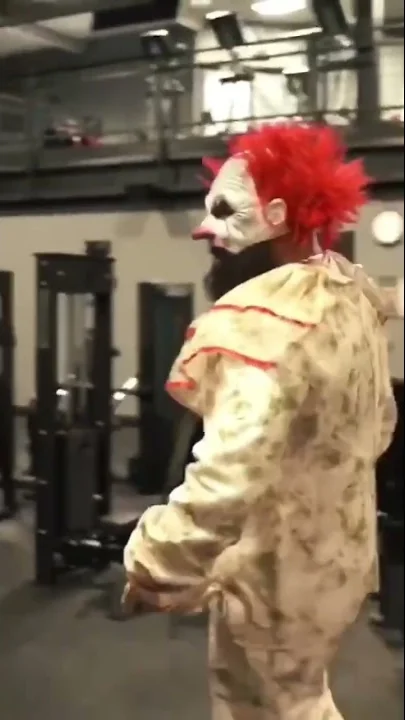 TRENZO LOOSE IN THE GYM | Robertfrank615