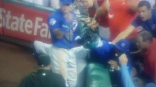 Jason Heyward falls into stands for amazing catch