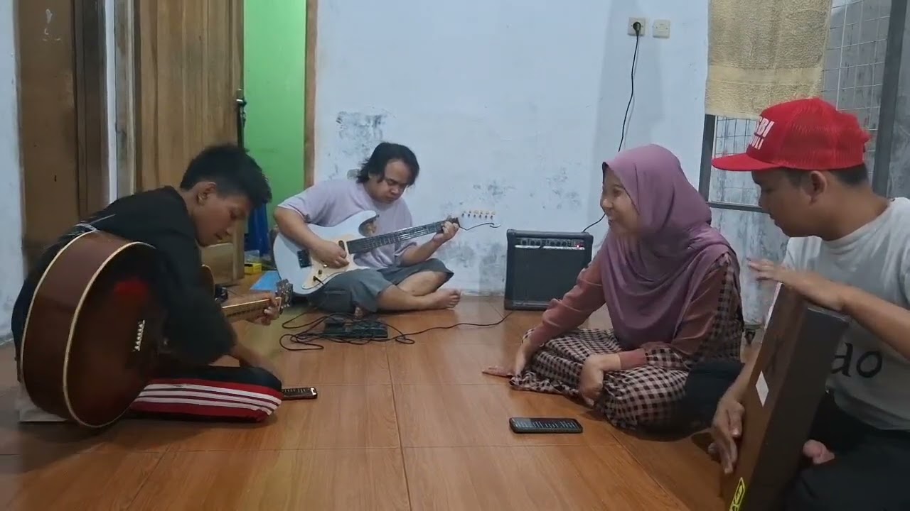 4 Maret 2026   Akustik cover lgu kita by.Arsy band family