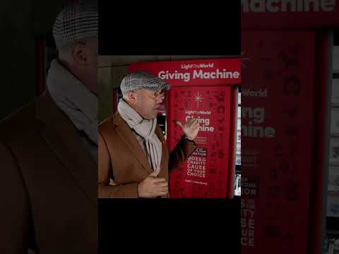 @marianorivera loves the #LightTheWorld #GivingMachines! #GivingMachine #christmas  #love  #christ