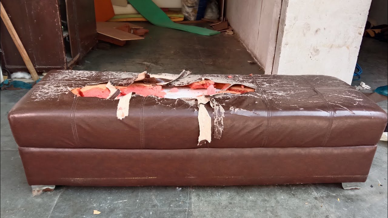 kutta pada hua sofa kaise banaen kutta faad Diya sofa bed 2023 YouTube