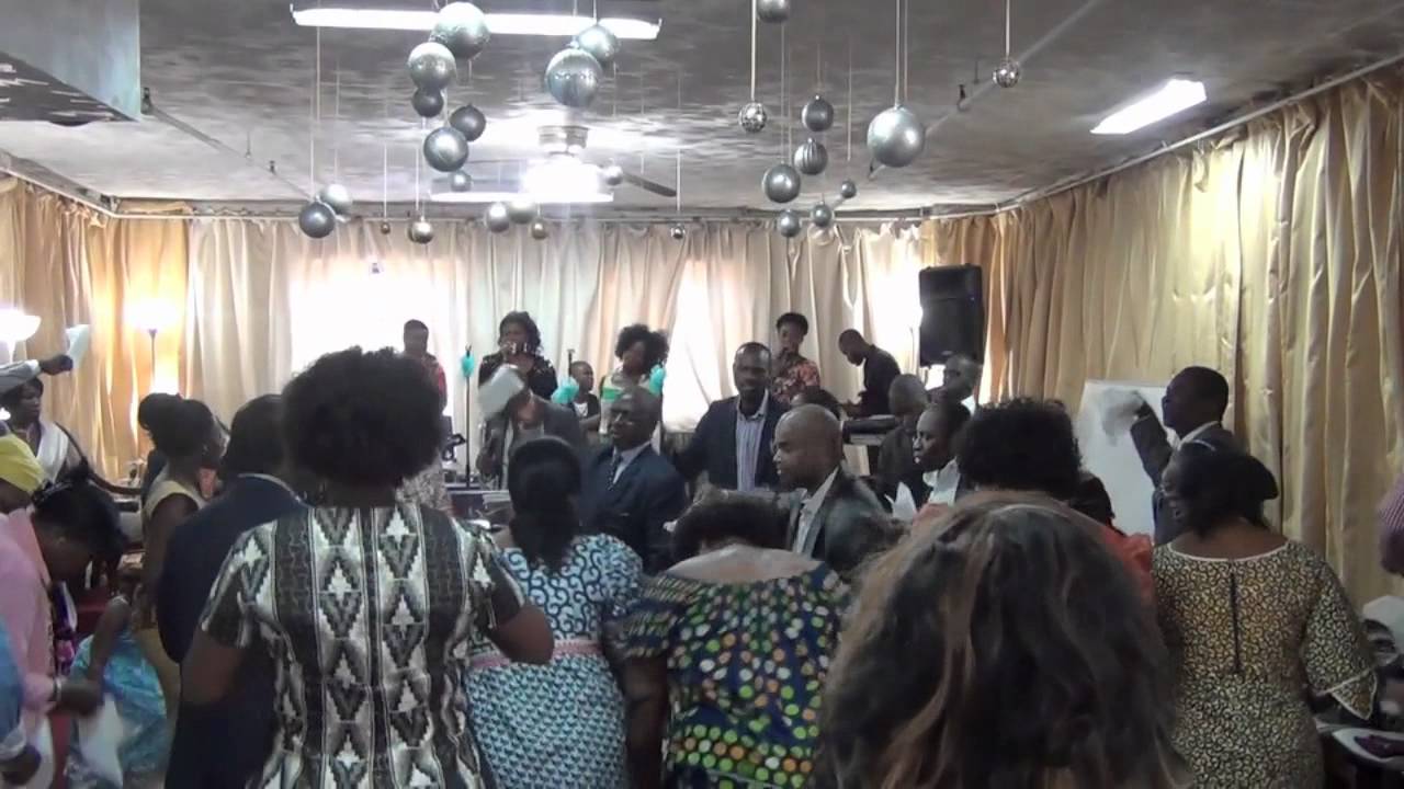 Rev Dr Alexis Levry. Eglise Vivante de la Provision Divine. EgliseTON