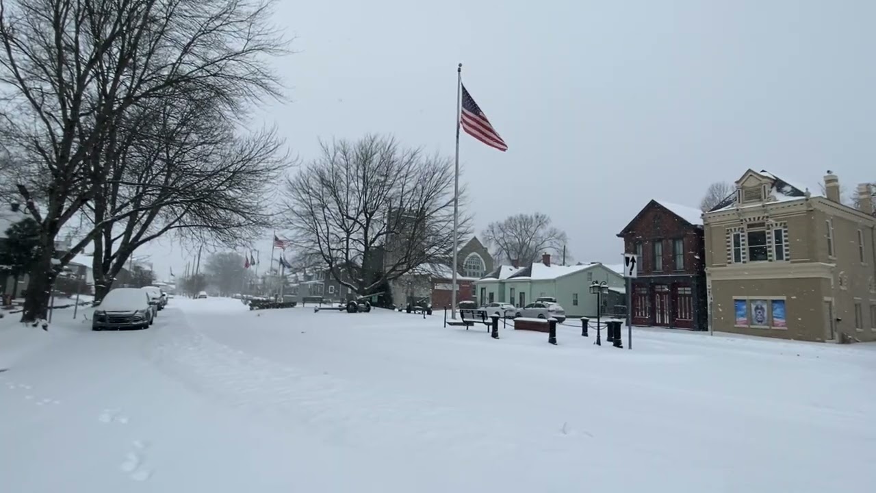 A walk around New Albany, IN during Winter Storm Fern, Jan. 25 2026