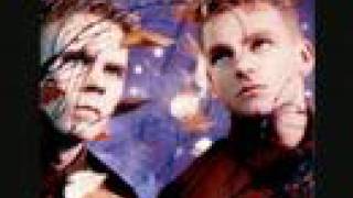 Video voorbeeld van "Erasure - Heart Of Glass (Unreleased Studio Version)"