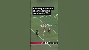 Thumbnail of Arkansas RB Ja'Quinden Jackson has moves 🤣 #shorts