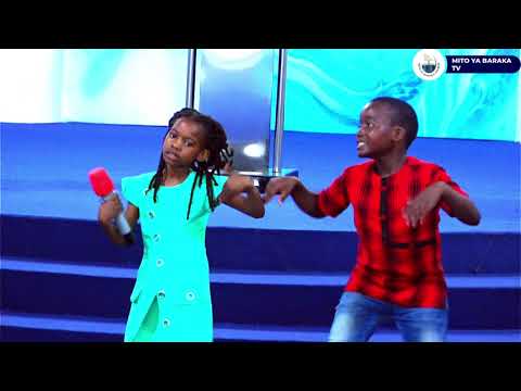 KADADAA YOHANA ANTONY UTABARIKIWA WAKIIMBA IMEMIMINIKA MITO YA BARAKA 