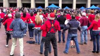 Seattle Glee Flash Mob 2011 Again!