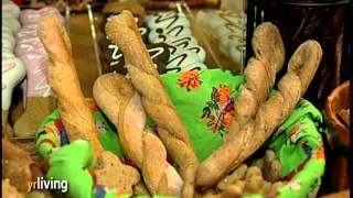 Dog Nutrition and Grooming - Poochini's and Barks n Bubbles