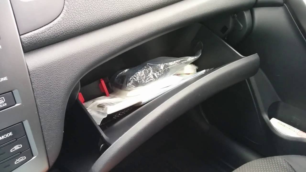 Скрип бардачка киа сид
