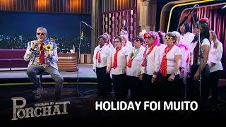 Falcão canta "Holiday Foi Muito" em nova versão