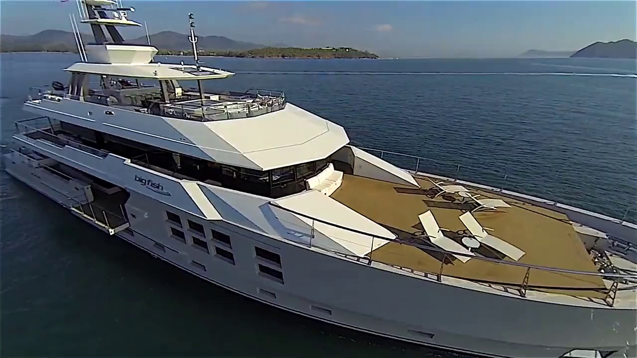 motor yacht big fish