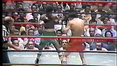 Soo-Hwan Hong v Hector Carrasquilla
