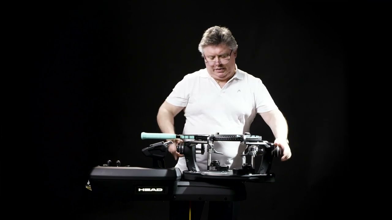 StringwayストリングウェイML100ガット張り機で ラケットチューニング