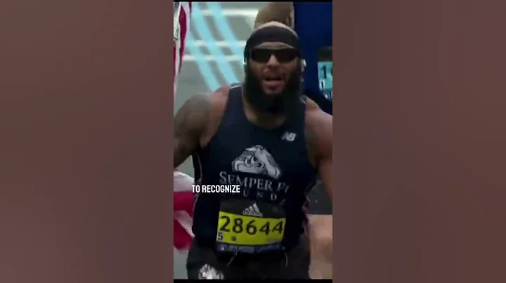 This Marine ran a marathon on a prosthetic leg carrying an American flag 🇺🇸❤️