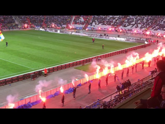 FÜR IMMER KSC. DANKE WILDPARKSTADION. class=