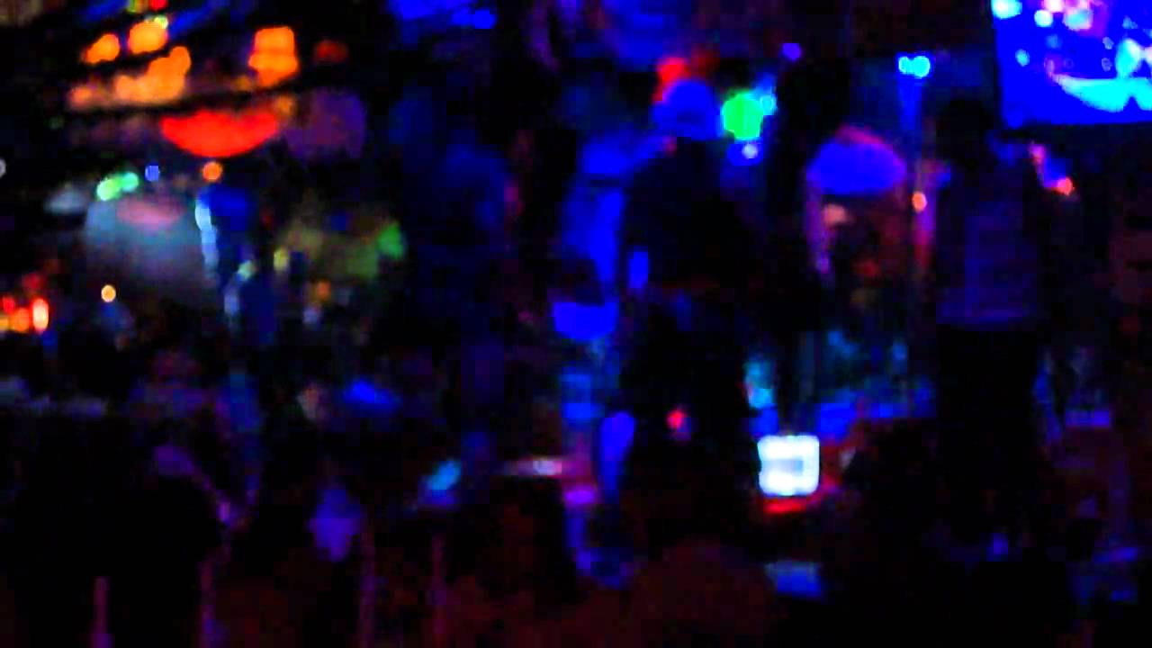 MANGOS DISCOTECA MEDELLIN AGO2010 YouTube