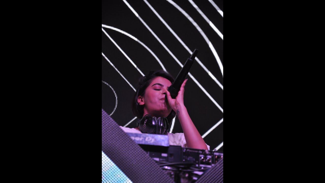 DJ RHEA IN THE HOUSE 