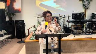 Iglesia Oasis (Hesperia, Ca) Minerva Varela 6-1-25pm
