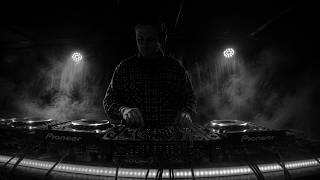 Deep Drum & Bass | Neurofunk, Liquid, Jump Up, Darkstep, Jungle | Aston Martian