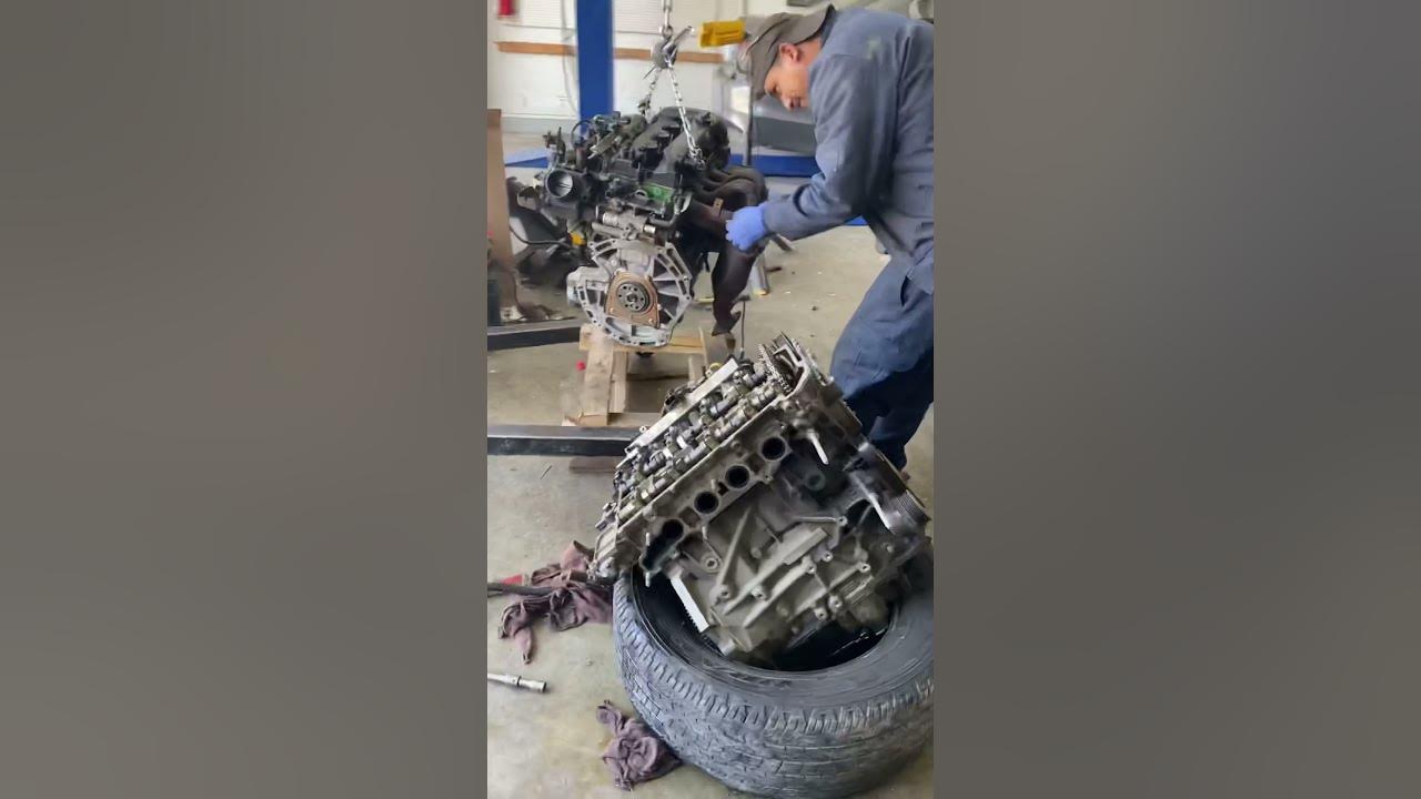 08 Ford Escape engine swap - YouTube