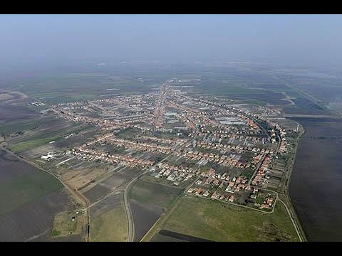Ver Boldogi Asszonykórus-A boldogi torony de messzire ellátszik  (Boldog) (szöveggel) no YouTube