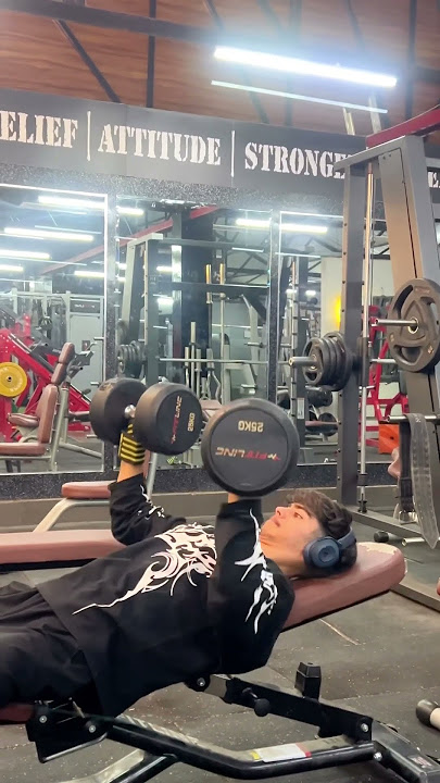 Amu lifts🔱     #viral #motivation #dancegenre #power #dancestyle #chest #kpopdance #love #amu #amuu