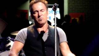 Video voorbeeld van "Springsteen - When You Walk in the Room - The Spectrum October 19, 2009"