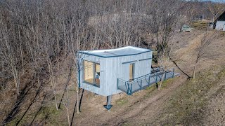 Wauhaus Cabin - The Wildest Creature of the Hillside