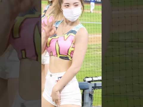 啦啦隊員美美滴…