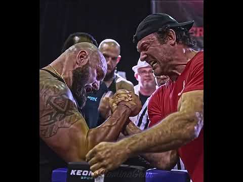 DON'T MESS WITH THE ARMWRESTLING LEGEND! 👑 😮 #armwrestling #devonlarrat